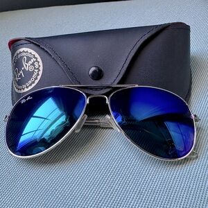 Ray-Ban Aviator Sunglasses with Blue Lenses